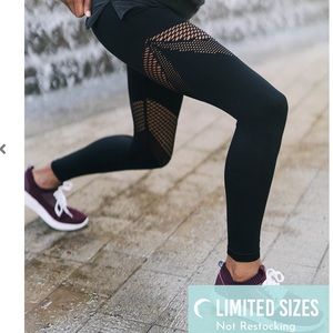 Black Angle Performance Hi-Rise 7/8 24"